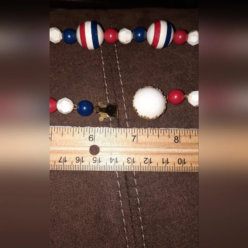 Beaded vintage necklace lot red white and blue 80s Signed - Picture 6 of 14